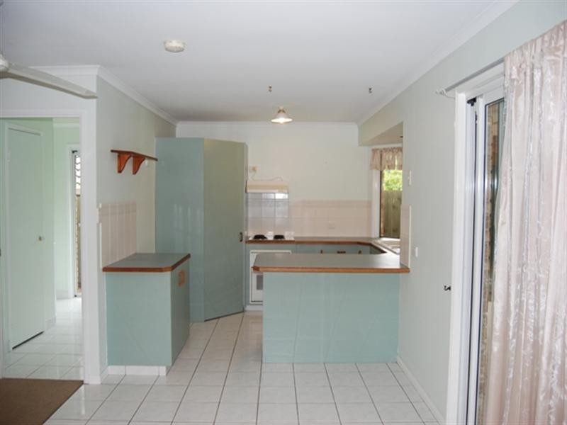 8 Ponderosa Place, Forest Lake QLD 4078