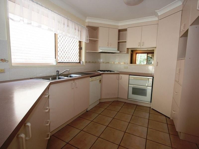 60 Serrata Circuit, Forest Lake QLD 4078