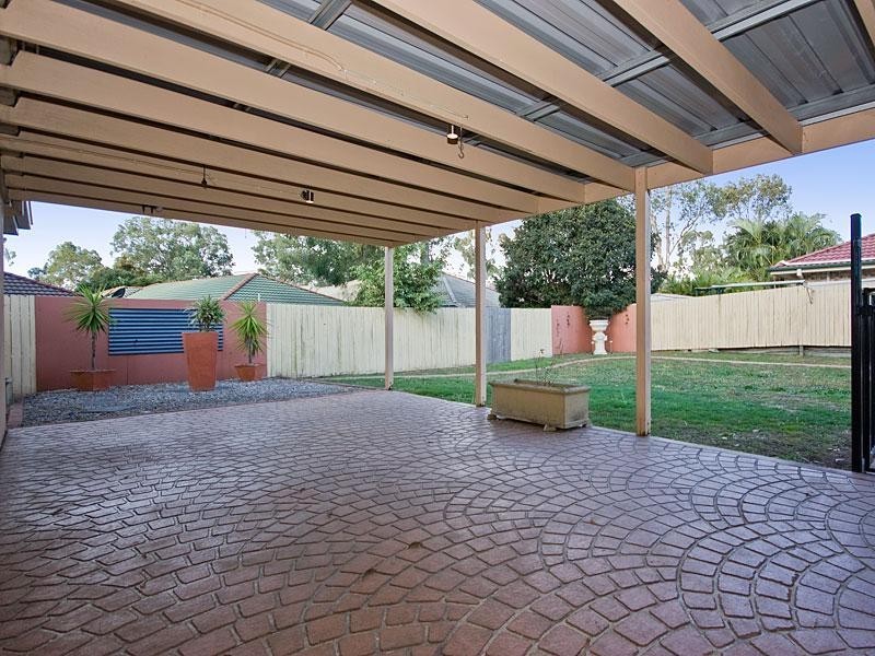 15 Tasman Place, Forest Lake QLD 4078