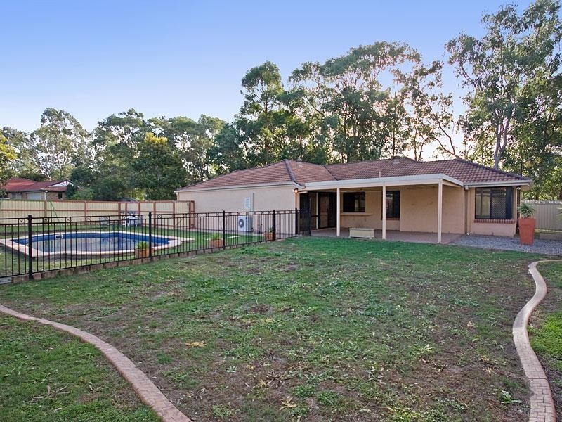 15 Tasman Place, Forest Lake QLD 4078