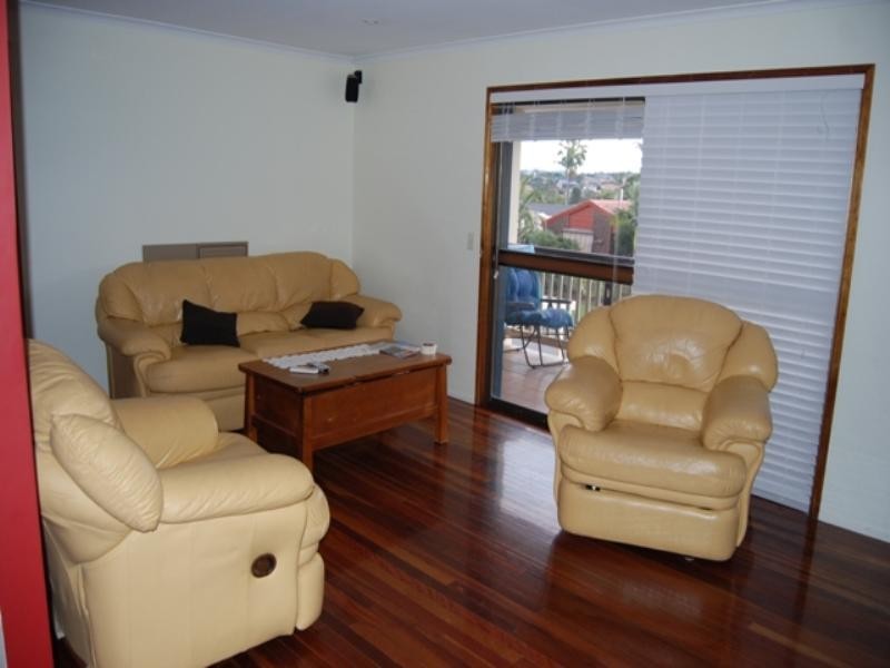 22 Poseidon Crescent, Jamboree Heights QLD 4074