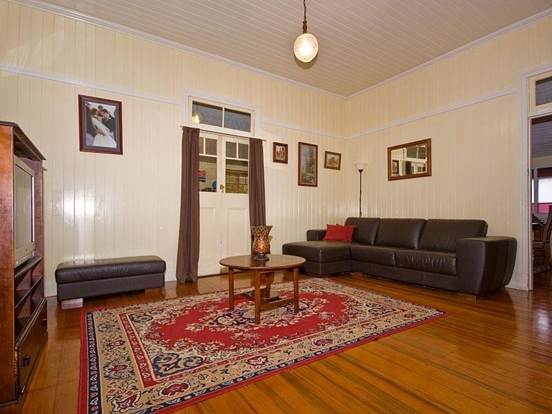 62 Tavistock Street, Oxley QLD 4075