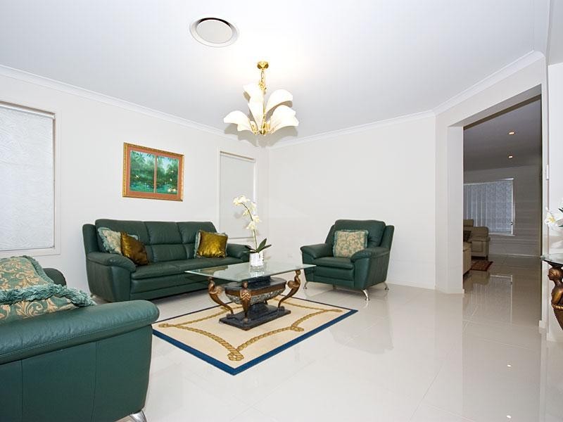 7 Aspen Street, Heathwood QLD 4110