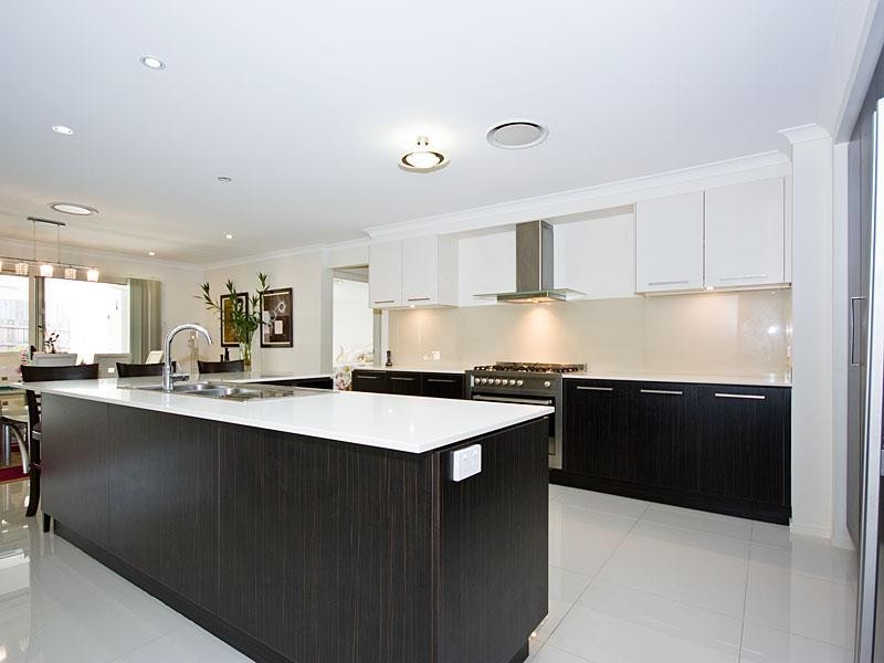 7 Aspen Street, Heathwood QLD 4110