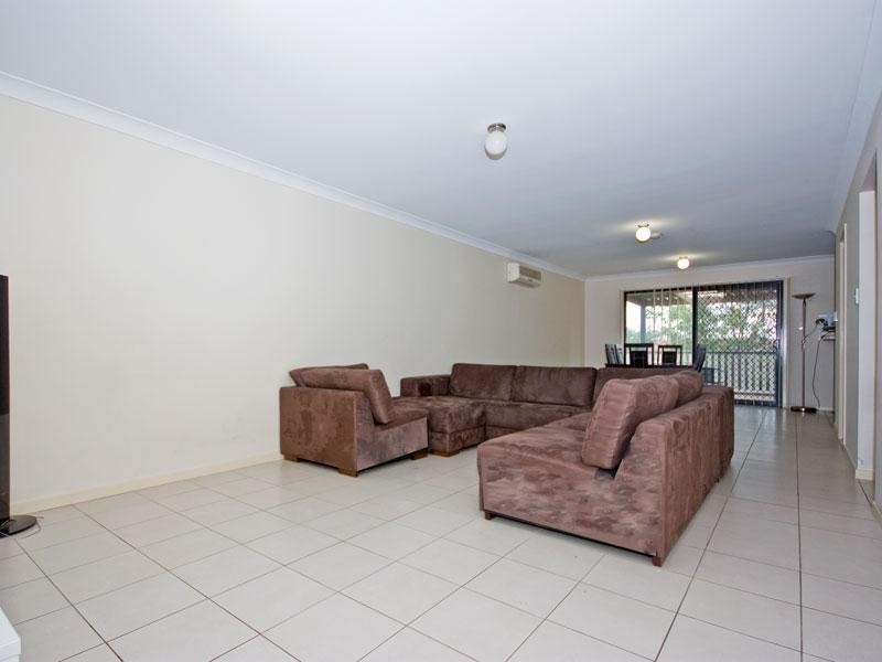 2/69 Moran Street, Forest Lake QLD 4078