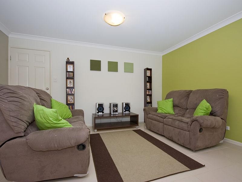 32 Degas Street, Forest Lake QLD 4078