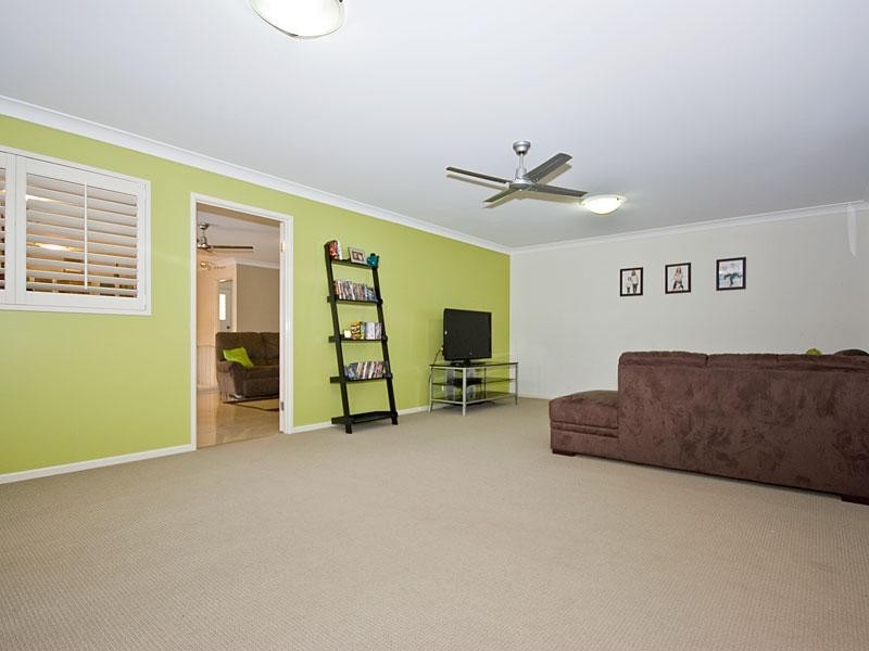 32 Degas Street, Forest Lake QLD 4078