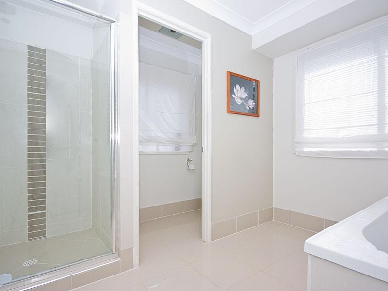 32 Degas Street, Forest Lake QLD 4078