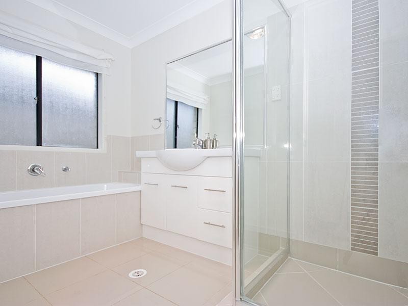 32 Degas Street, Forest Lake QLD 4078