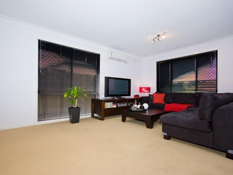 13 Moran Crescent, Forest Lake QLD 4078