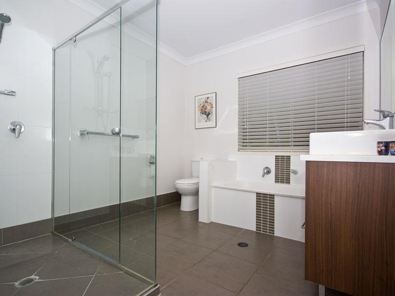 3 Snowy River Circuit, Forest Lake QLD 4078