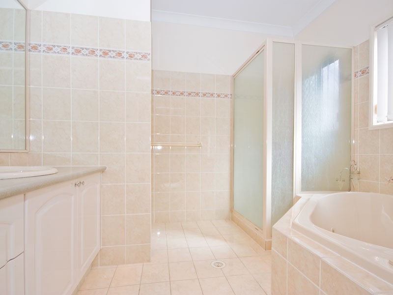 18 Balmoral Place, Forest Lake QLD 4078