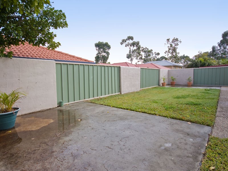 18 Balmoral Place, Forest Lake QLD 4078