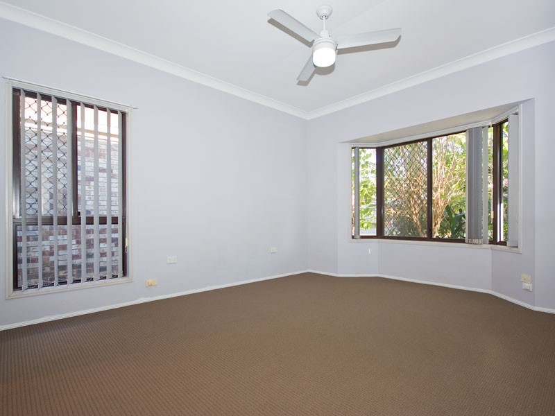 6 Collingrove Place, Forest Lake QLD 4078