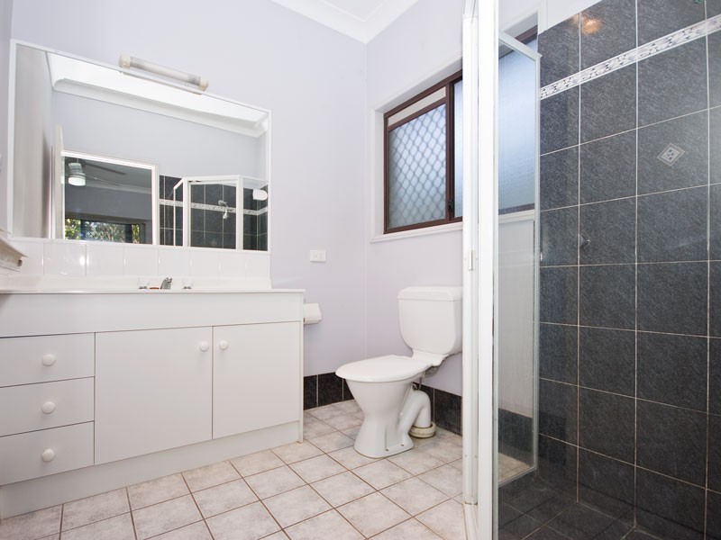 6 Collingrove Place, Forest Lake QLD 4078