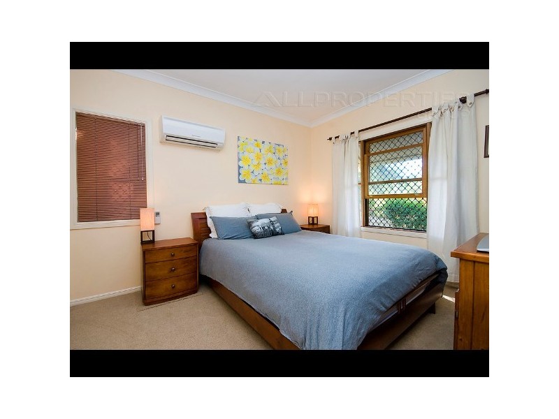 18 Babylon Place, Forest Lake QLD 4078