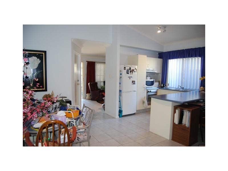 74 Glasshouse Crescent, Forest Lake QLD 4078