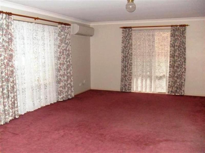 30 Springfield Place, Forest Lake QLD 4078