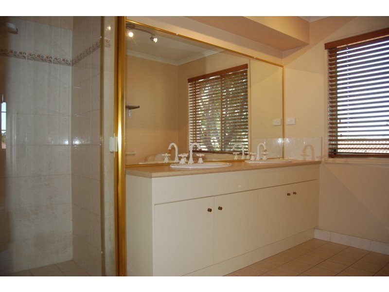 11 Danbulla Crescent, Forest Lake QLD 4078