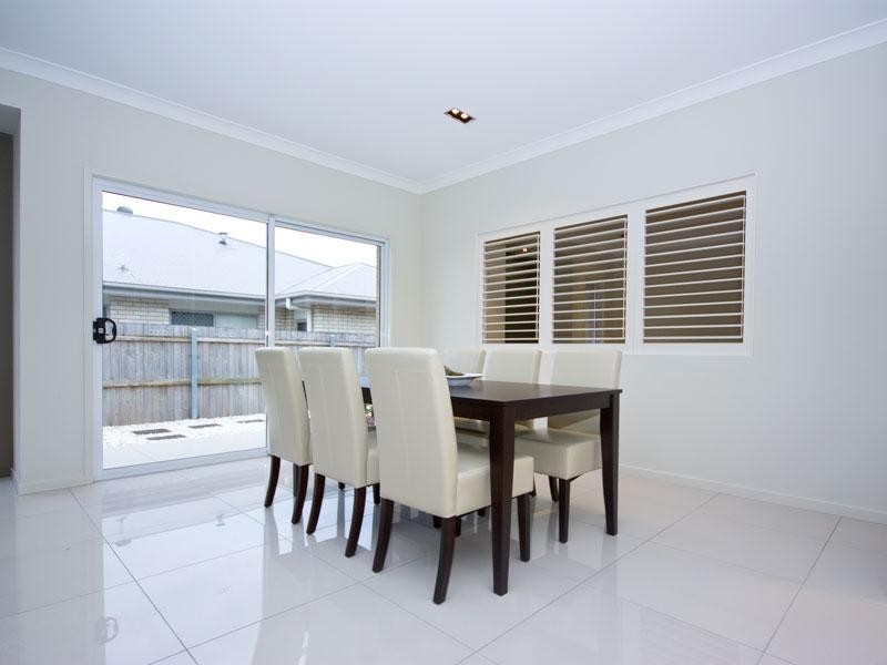 67 Parkwood Drive, Heathwood QLD 4110