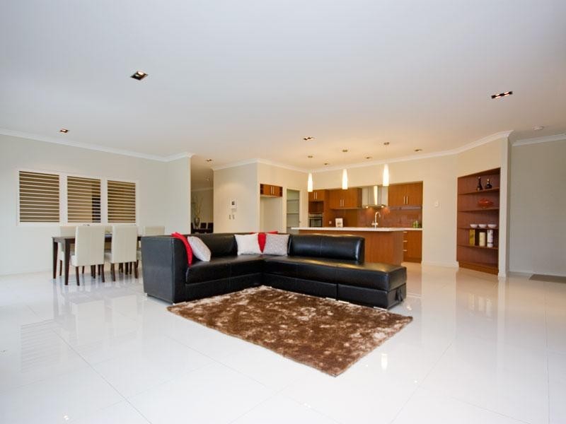 67 Parkwood Drive, Heathwood QLD 4110