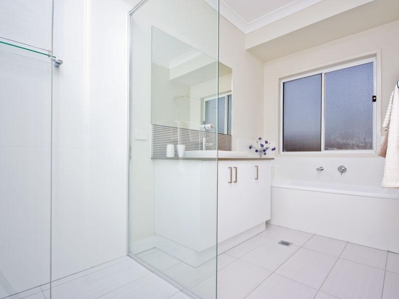 67 Parkwood Drive, Heathwood QLD 4110