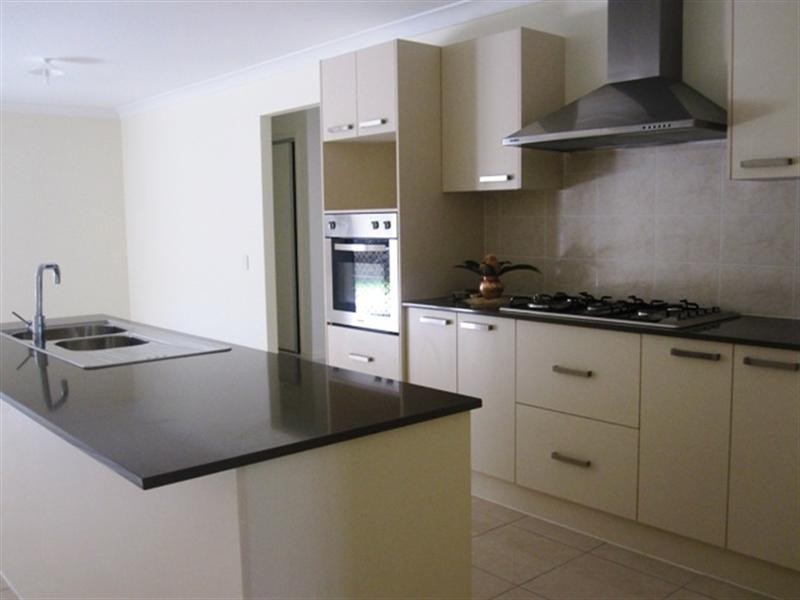 12 Rothburn Street, Doolandella QLD 4077