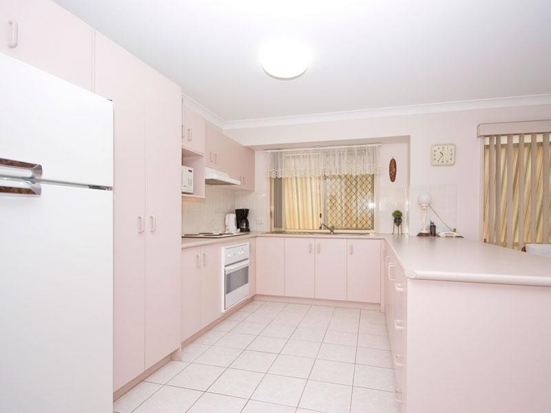 17 Augusta Place, Forest Lake QLD 4078