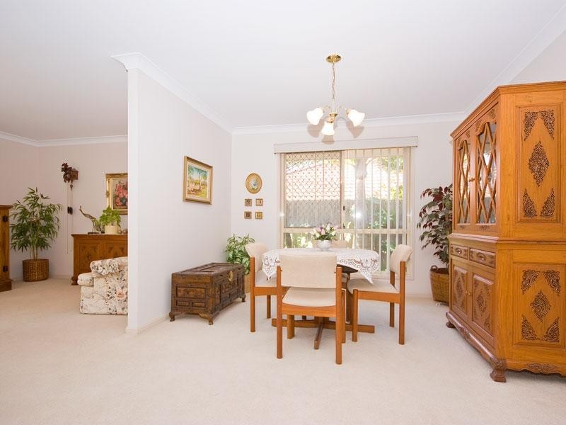 17 Augusta Place, Forest Lake QLD 4078