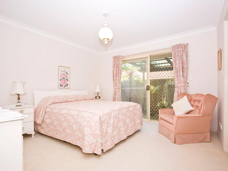 17 Augusta Place, Forest Lake QLD 4078