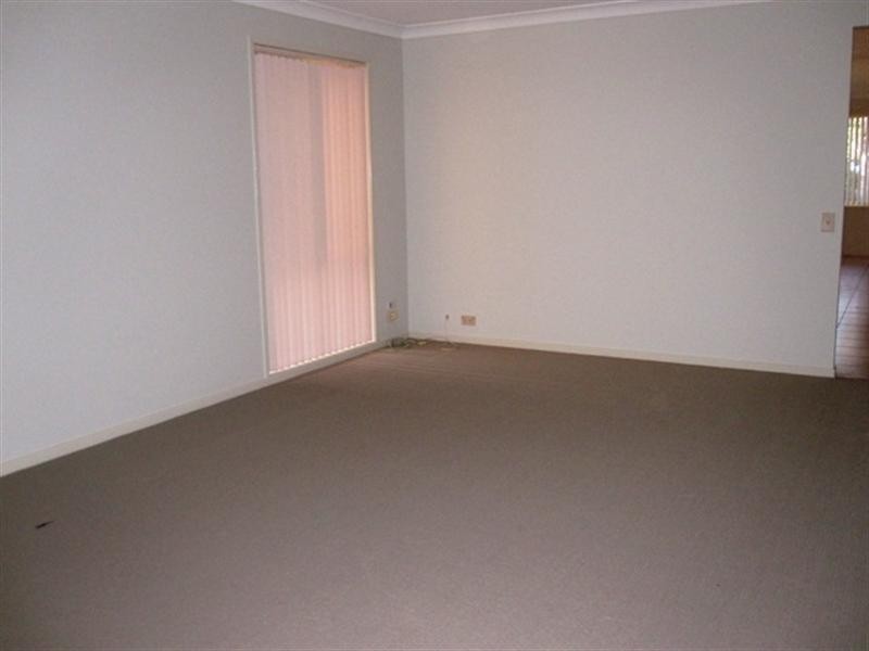 26 Laricina Circuit, Forest Lake QLD 4078