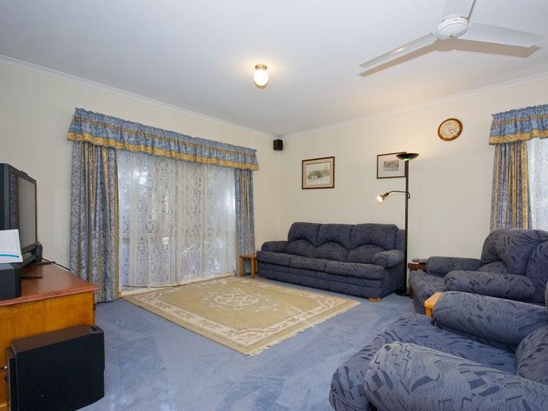 27 Woollahra Place, Forest Lake QLD 4078