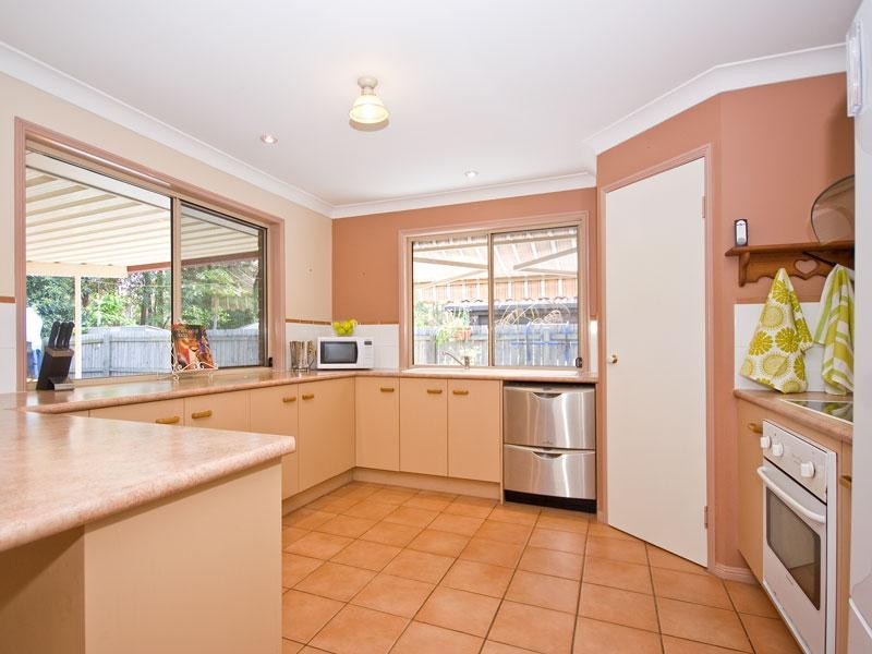 30 Oxley Place, Forest Lake QLD 4078