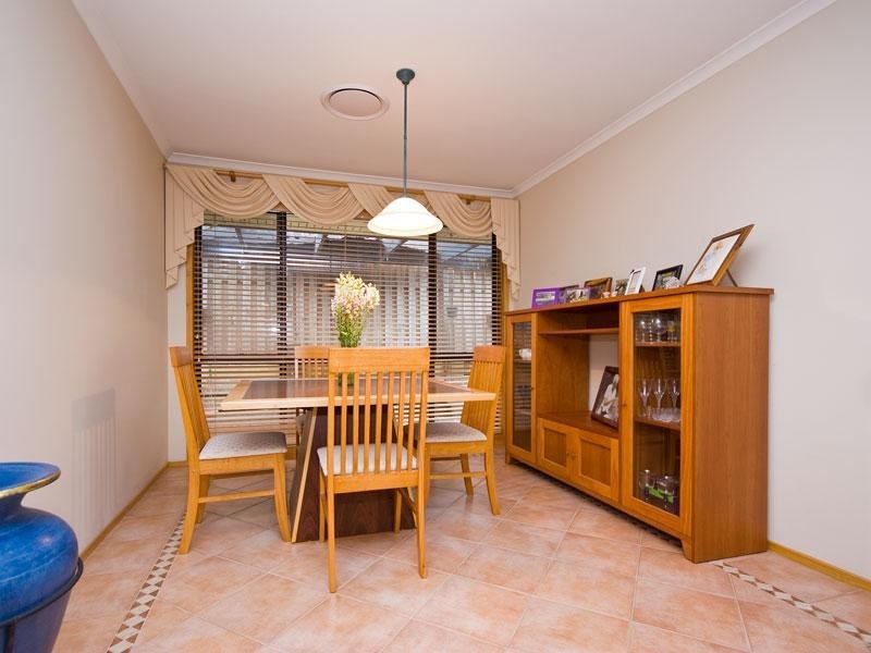 2 Claremont Parade, Forest Lake QLD 4078