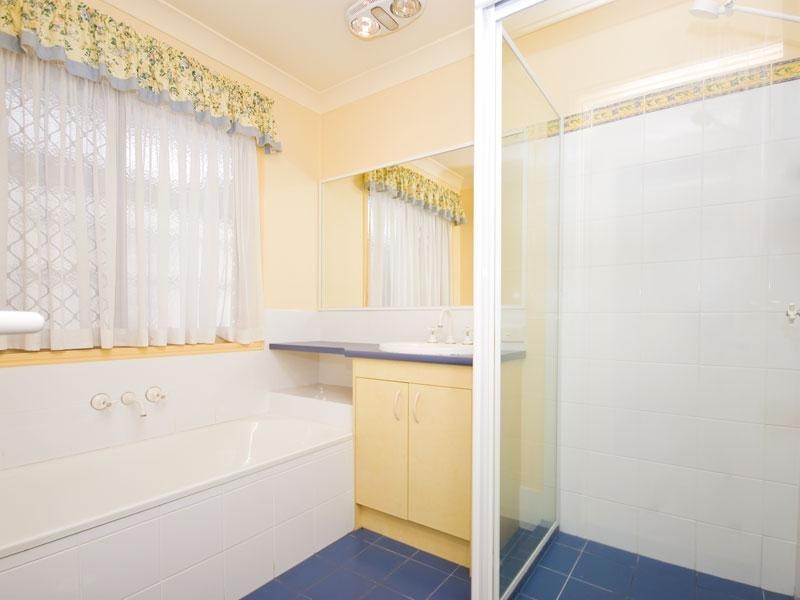 12 Danbulla Crescent, Forest Lake QLD 4078