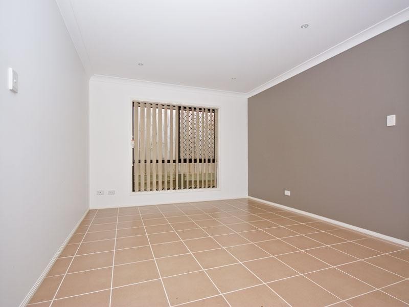 10 Snowy River Circuit, Forest Lake QLD 4078