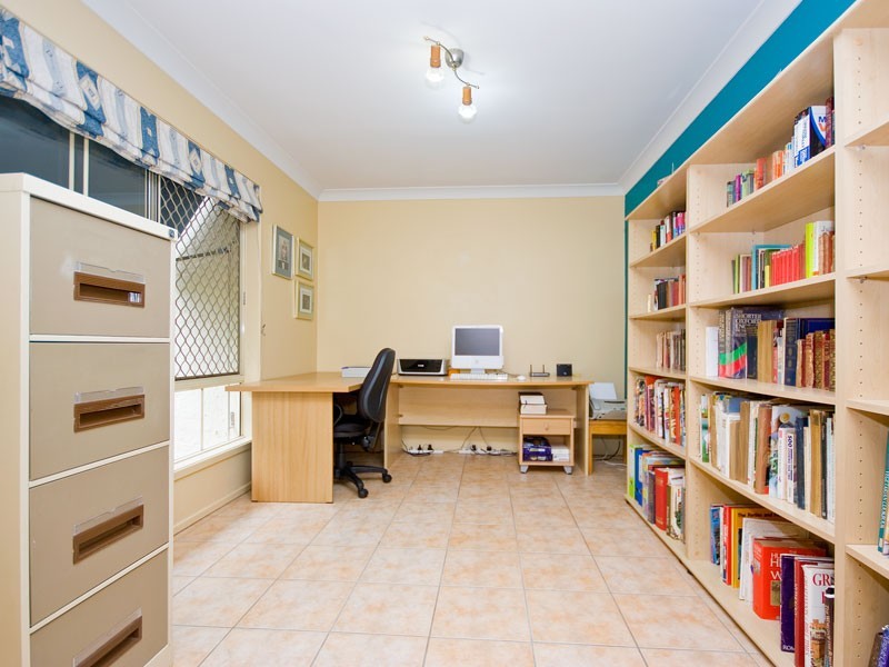 11 Allen Close, Forest Lake QLD 4078