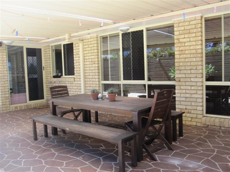 59 St James Circuit, Forest Lake QLD 4078