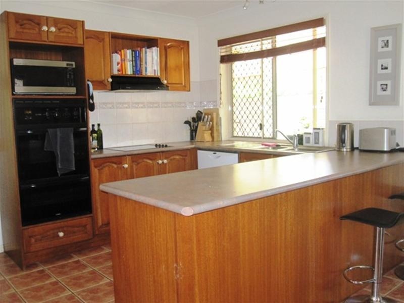 59 St James Circuit, Forest Lake QLD 4078