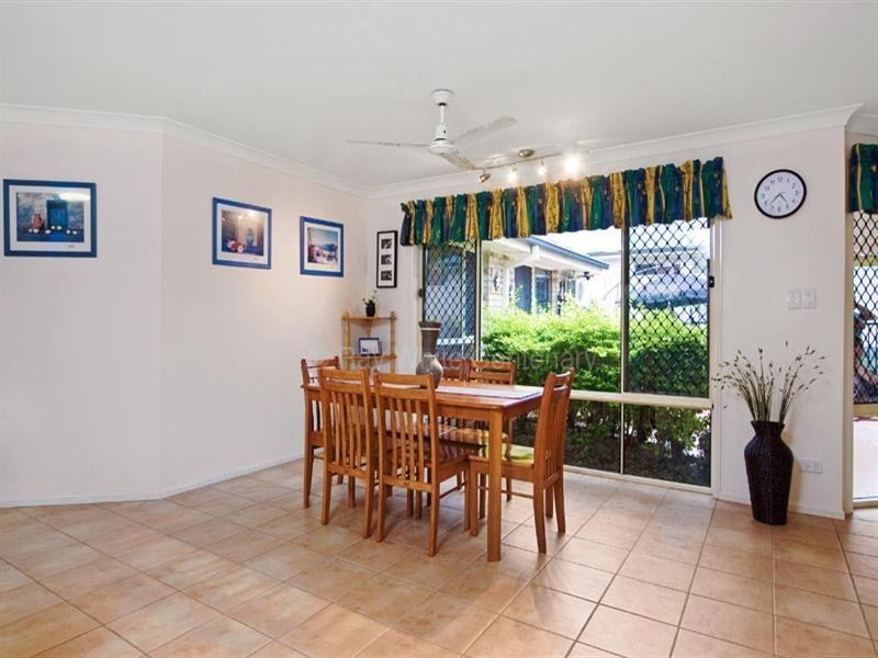 9 Doncaster Place, Forest Lake QLD 4078