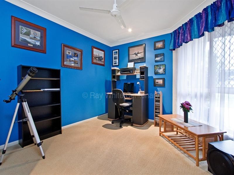 9 Doncaster Place, Forest Lake QLD 4078