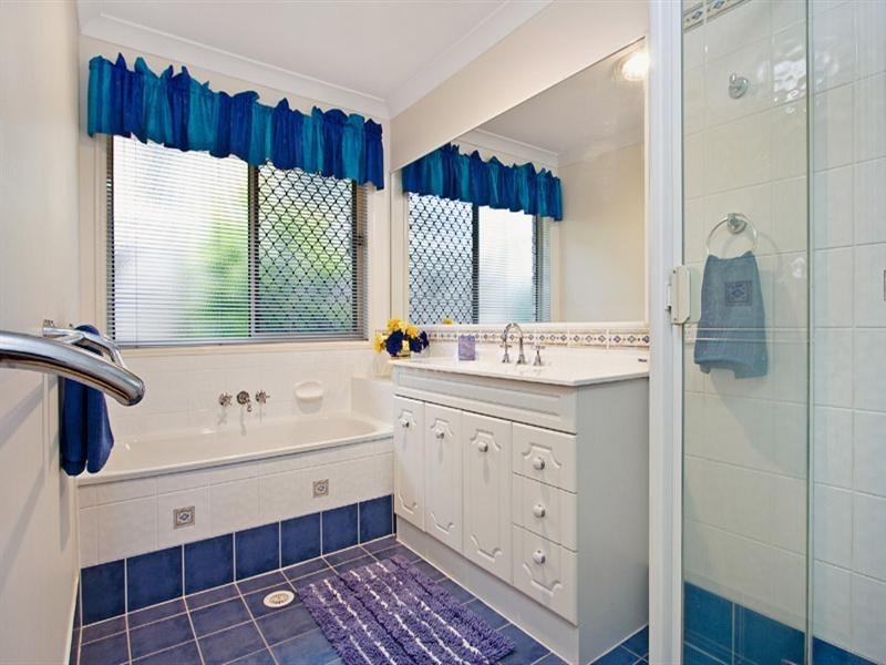 9 Doncaster Place, Forest Lake QLD 4078