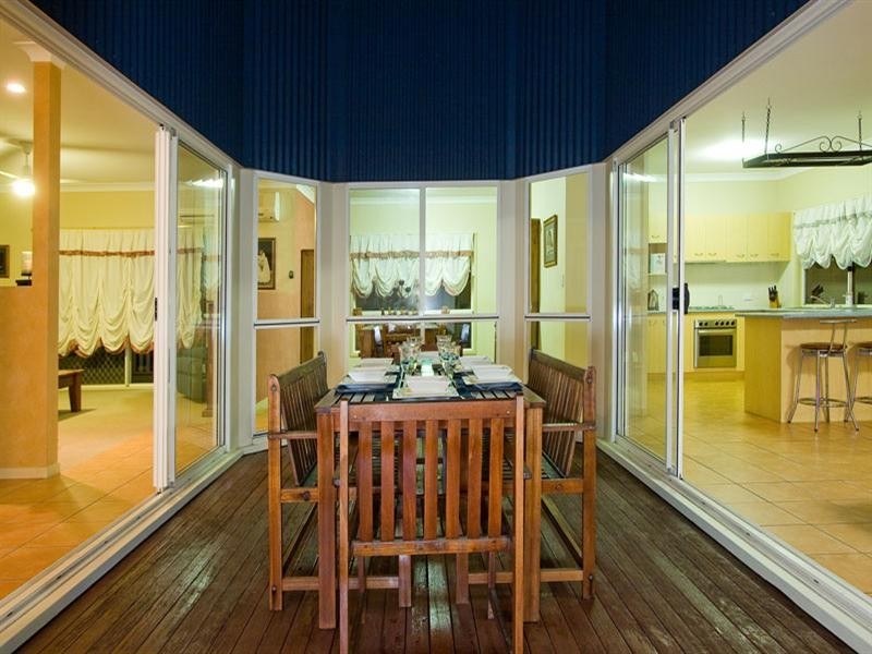 12 Paterson Place, Forest Lake QLD 4078