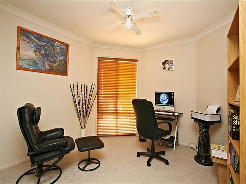 7 St Ives Circuit, Forest Lake QLD 4078