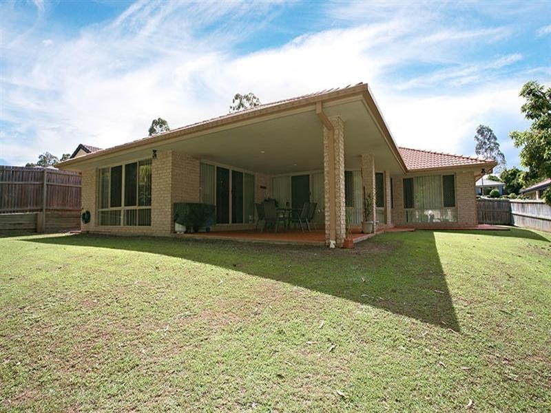 7 St Ives Circuit, Forest Lake QLD 4078