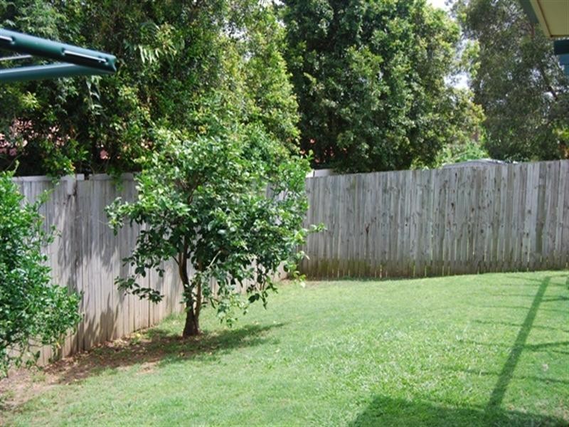 5 Columbus Place, Forest Lake QLD 4078