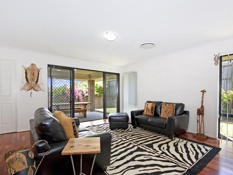 47 Tropical Drive, Forest Lake QLD 4078