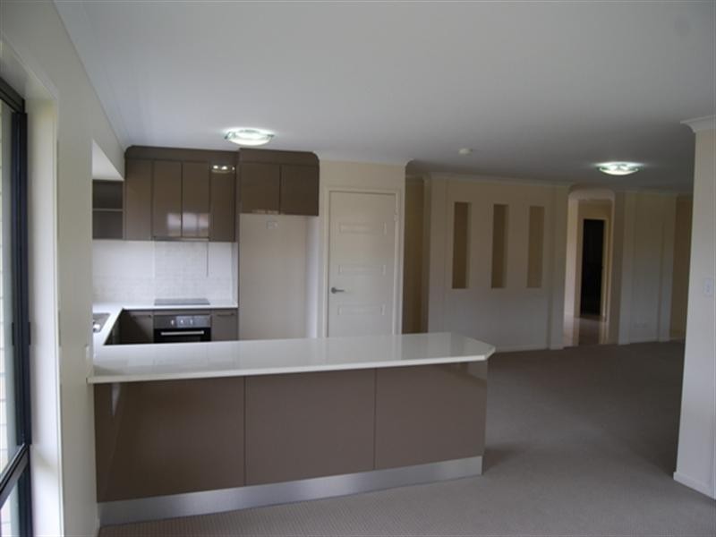 25 Spotted Gum Street, Heathwood QLD 4110