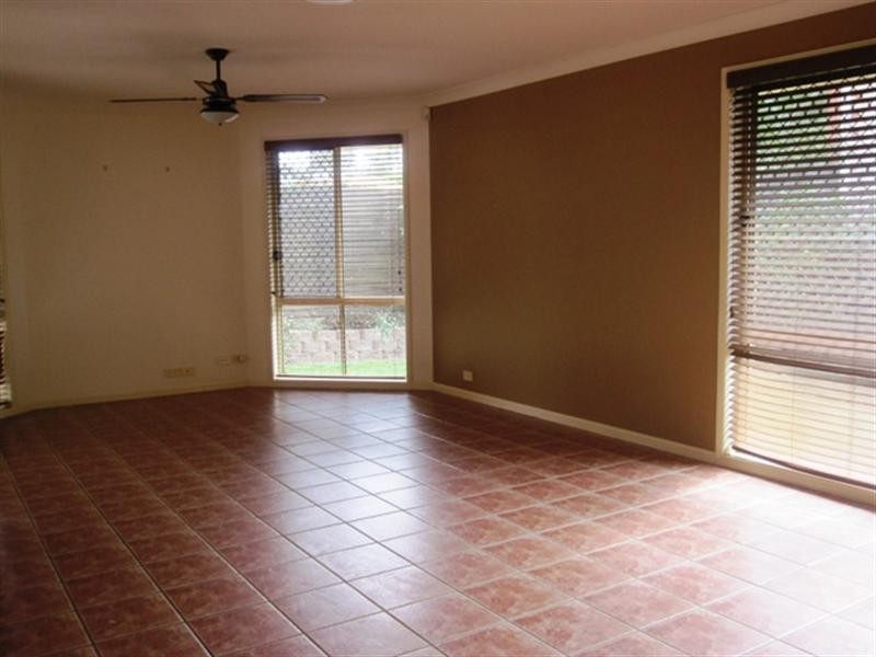 59 St James Street, Forest Lake QLD 4078