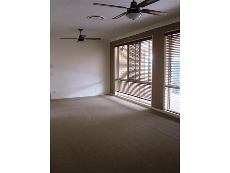 59 St James Street, Forest Lake QLD 4078